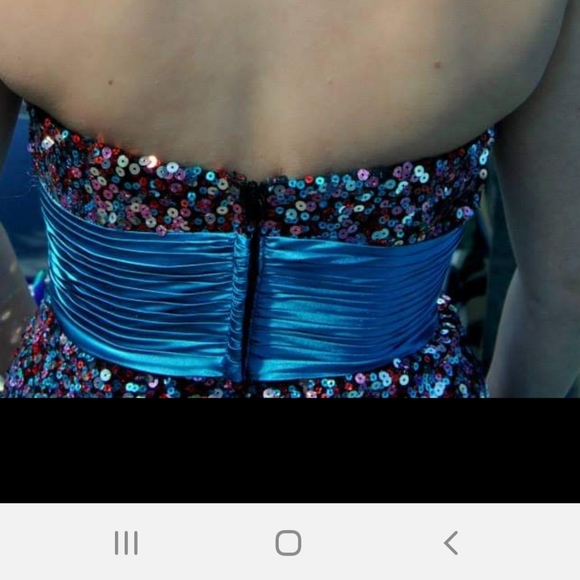 TONY BOWLS MULTI COLORED SEQUENCEDRESS - Picture 4 of 6